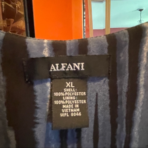 EUC Alfani Mock Wrap Tank - Picture 5 of 5